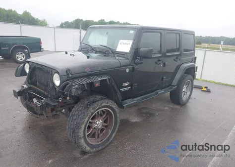 2013 Jeep Wrangler Unlimited Sahara из США, поврежденный, VIN 1C4BJWEG0DL585794